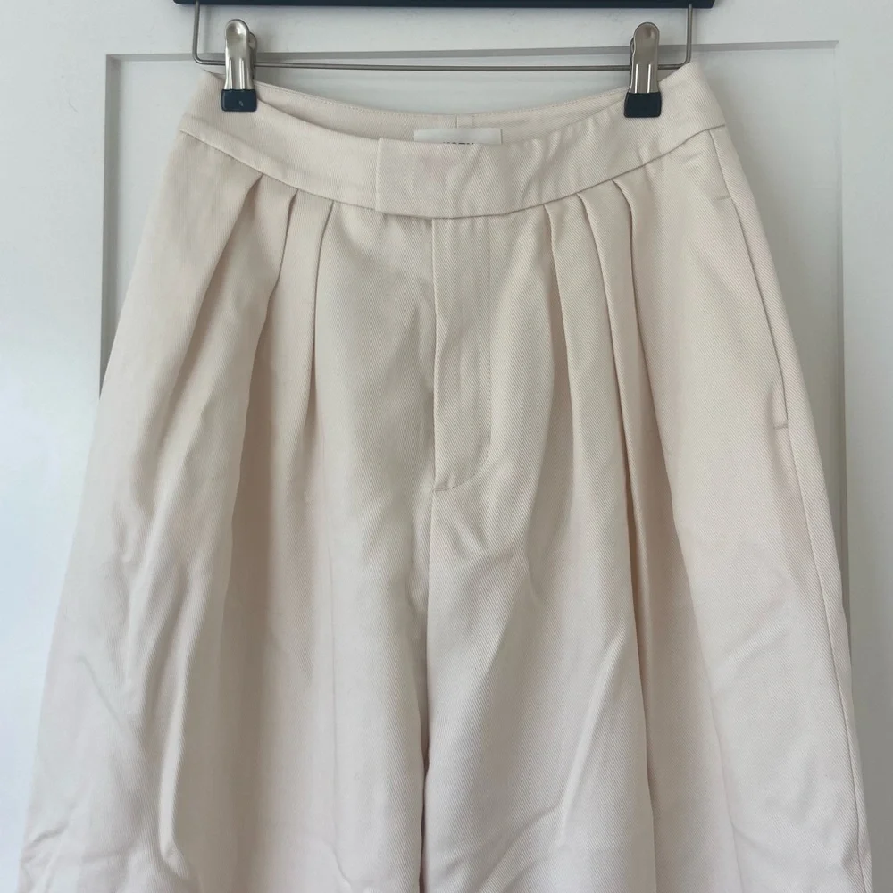 KOTN Women’s Plaza Trouser NWT - Picture 5 of 9